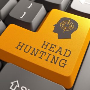 Czym jest headhunting?