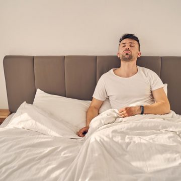 Jak spać ze złamanym zebrem