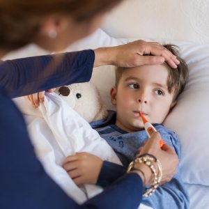 Kiedy zbijać gorączkę u dziecka